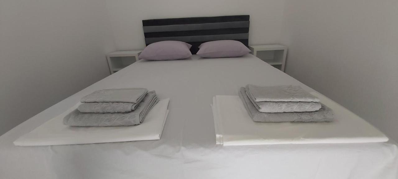 Villa Urban House M & M à Mostar Extérieur photo