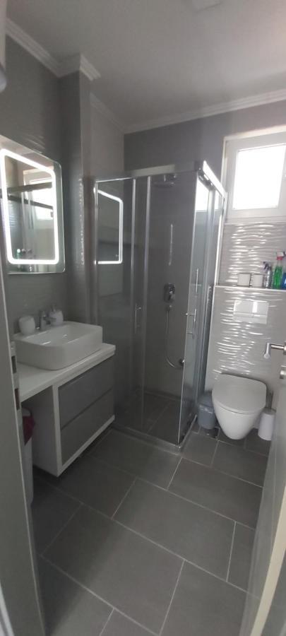 Villa Urban House M & M à Mostar Extérieur photo